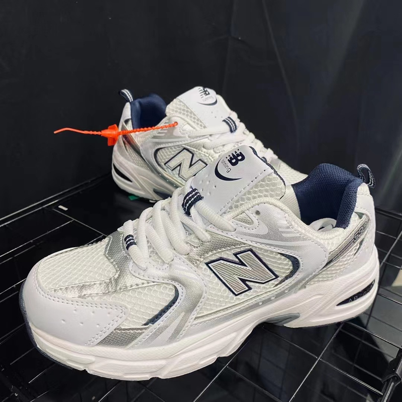 New Balance 530