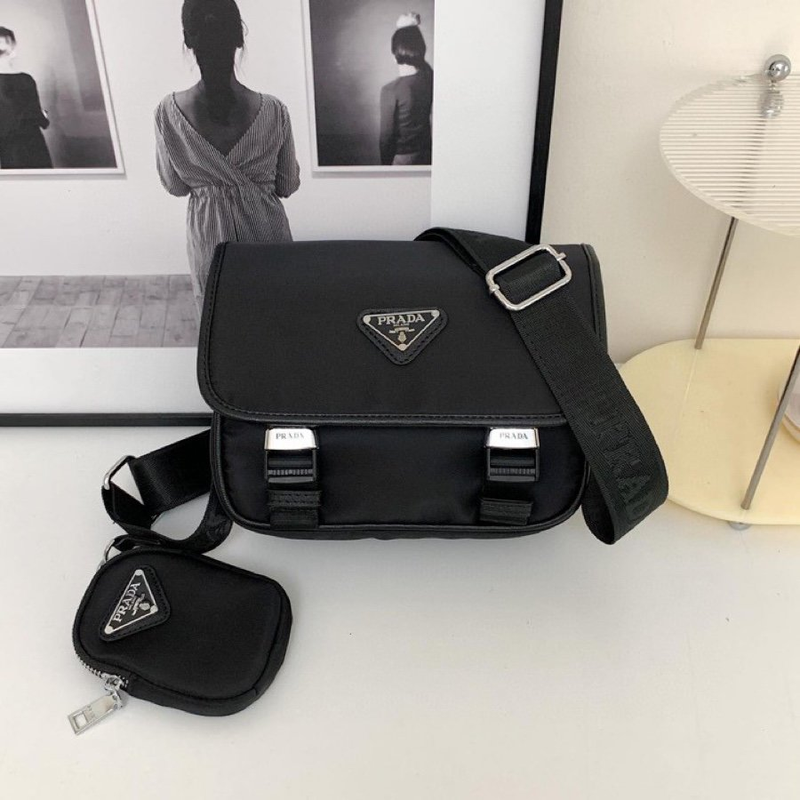 Prada Re-Edition 2005 Nylon Messenger Bag